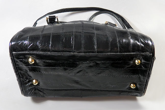 Vintage leather purses 2