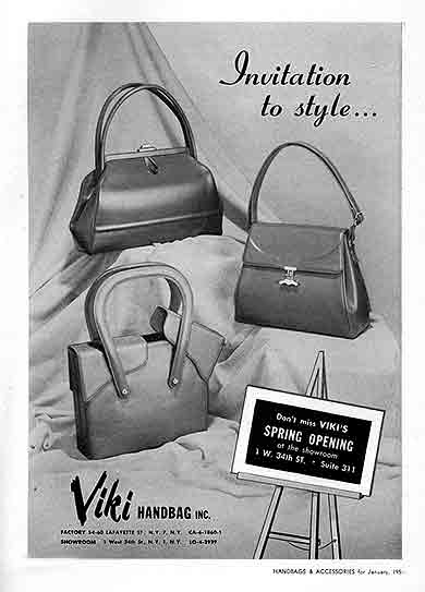 Vintage patent leather purses 4