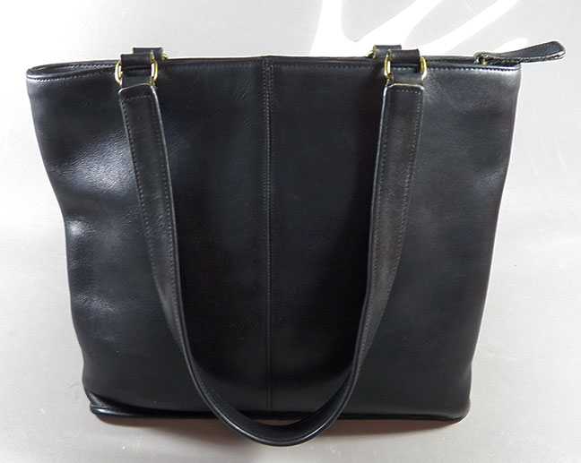 Vintage leather purses 4